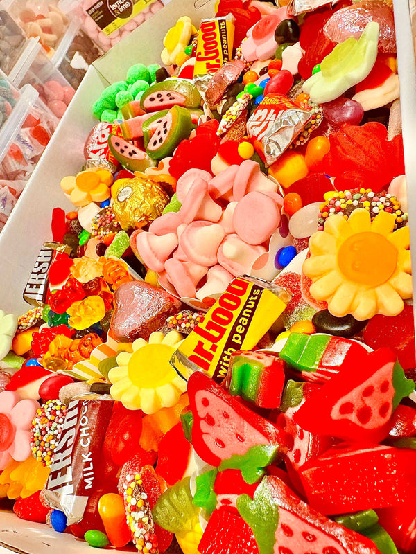 Deluxe Lolly Grazing Box