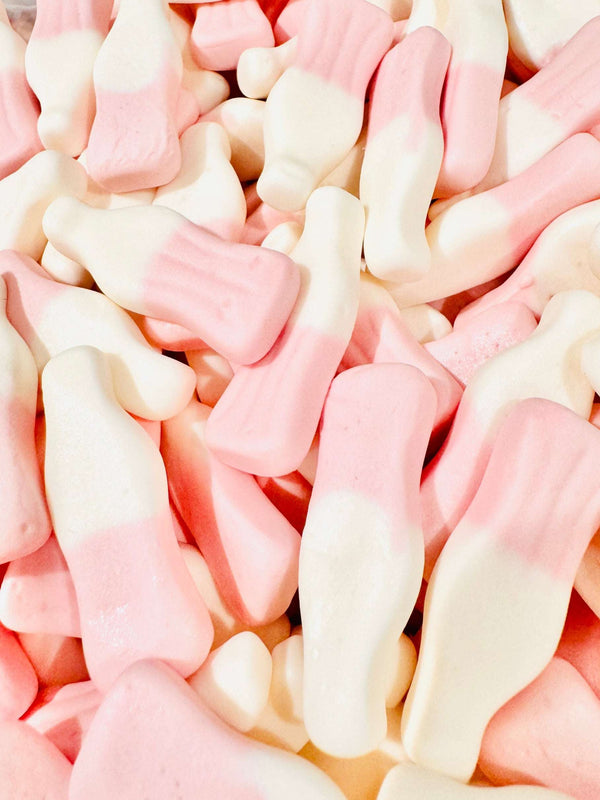 Strawberry Milkshakes (UK / British)