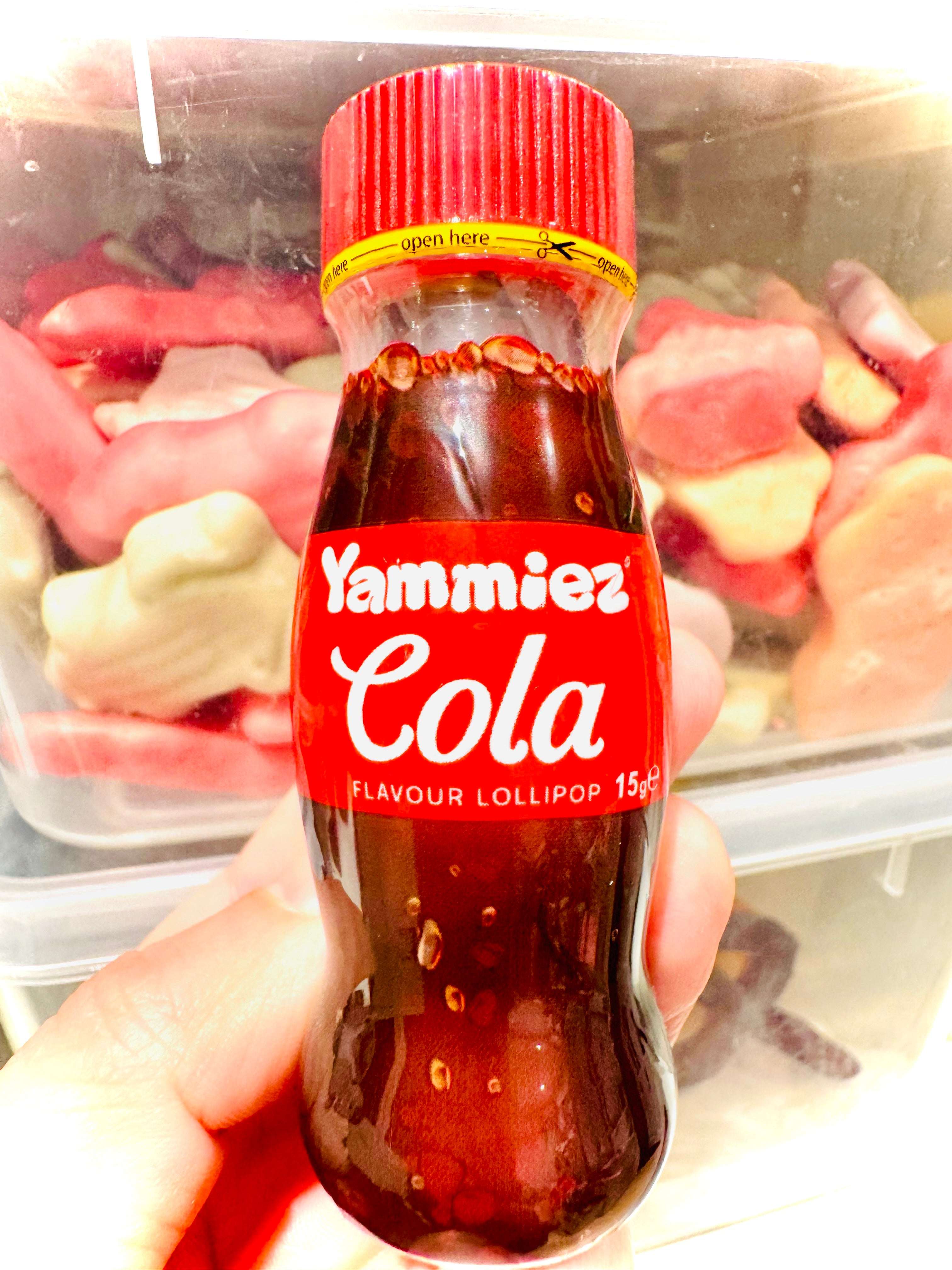 Yammiez Cola Lollipop 15g (Push Pop Style)