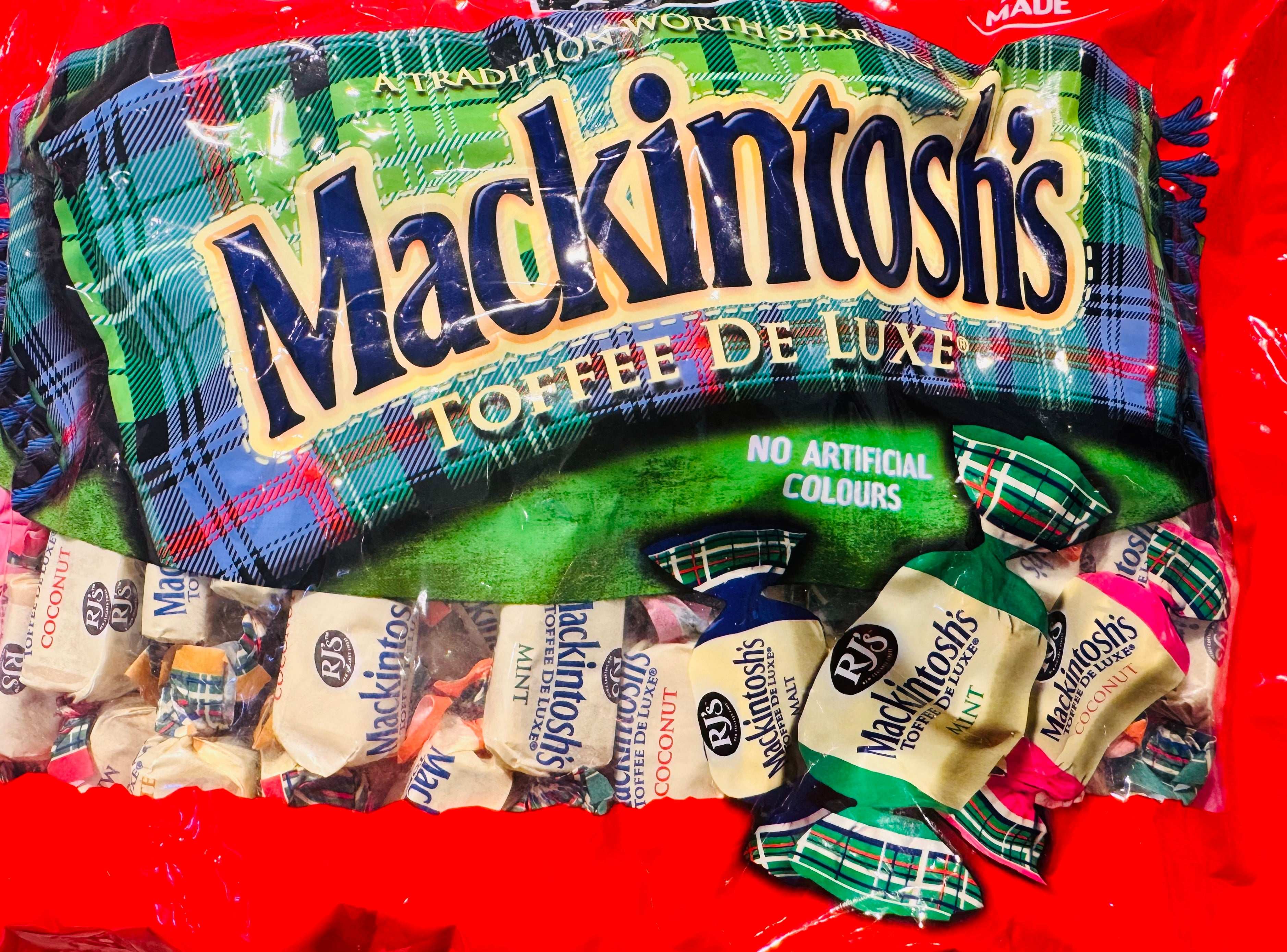 Mackintosh’s Toffee De Luxe